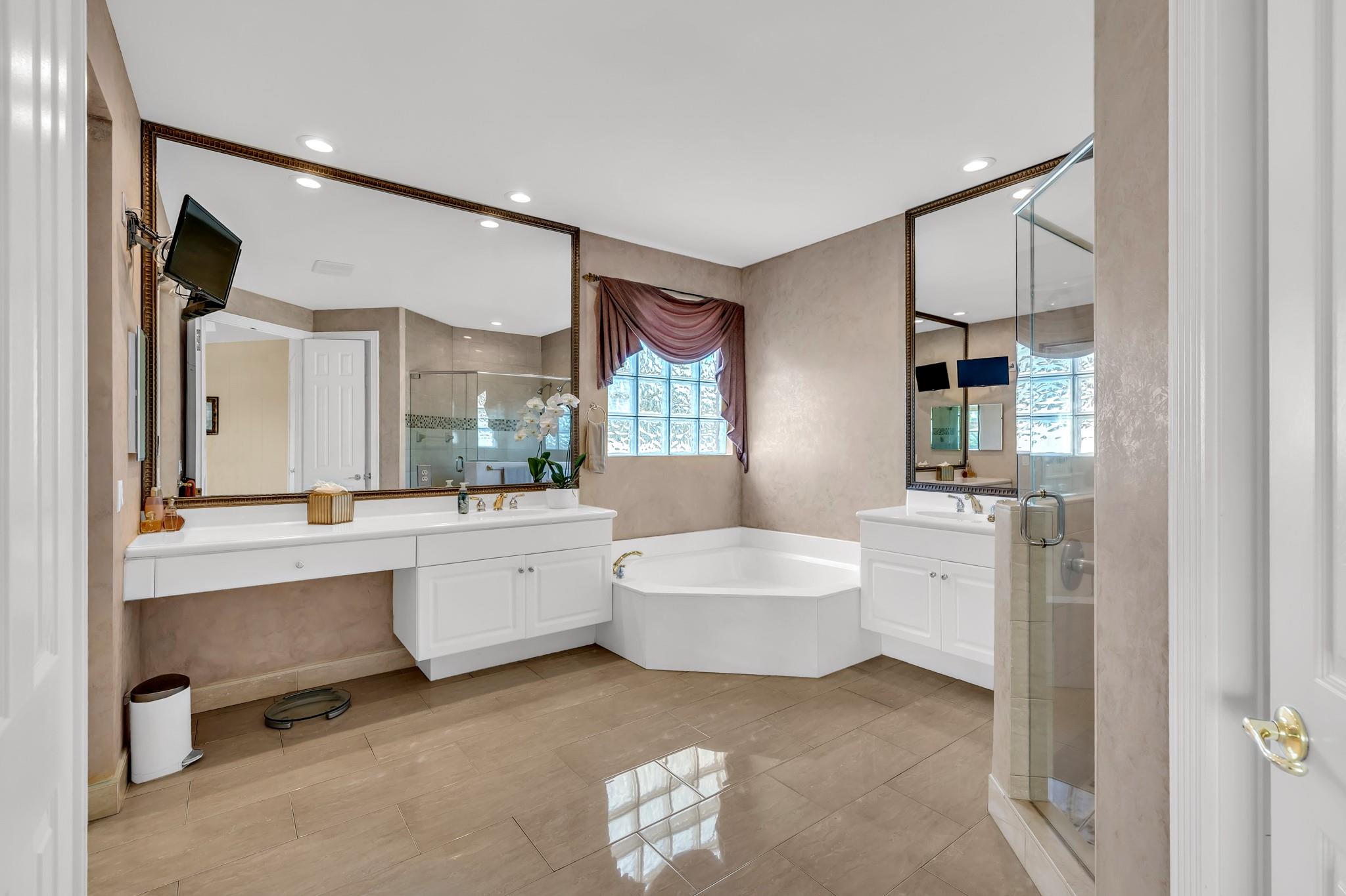 12064 NW 49th Drive, Coral Springs, FL 33076