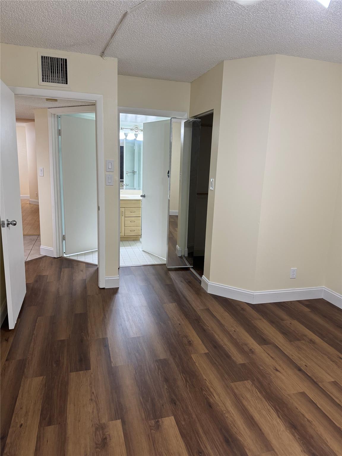 1094 Coral Club Drive 1094, Coral Springs, FL 33071