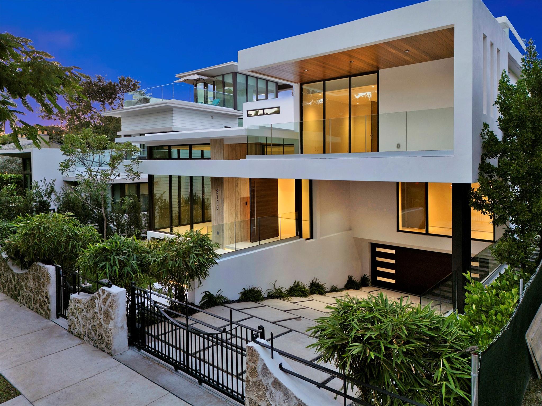 2130 S Miami Avenue, Miami, FL 33129