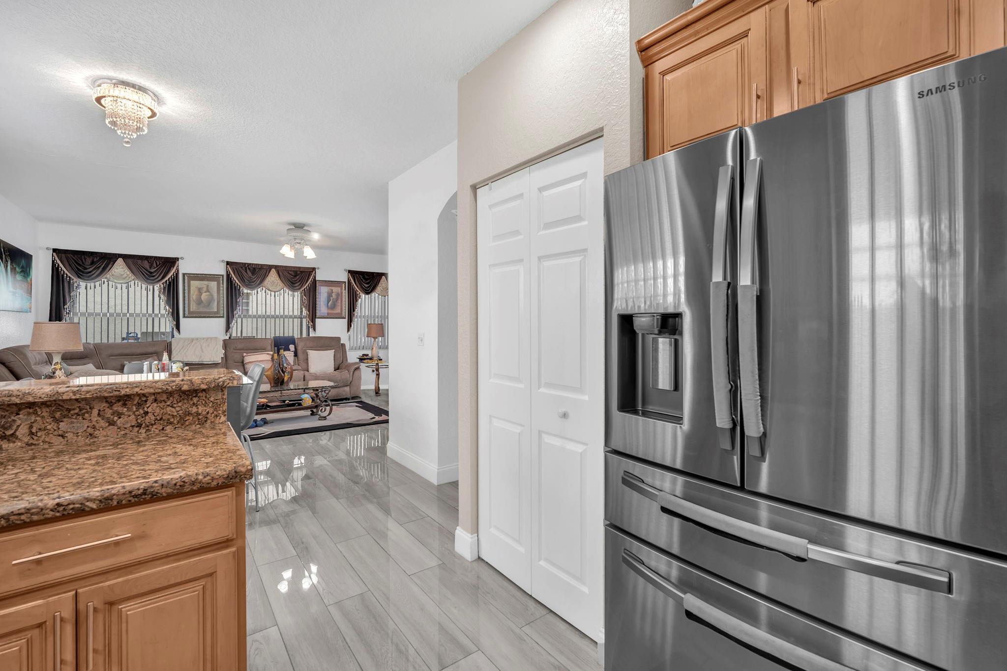 3471 NW 112th Avenue, Coral Springs, FL 33065