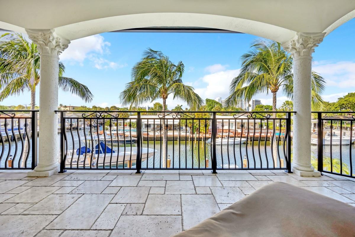 Photo for 1261 NE 27th Way, Pompano Beach, FL 33062 - Listing #FX-10491396 1261 NE 27th Way, Pompano Beach, FL 33062
