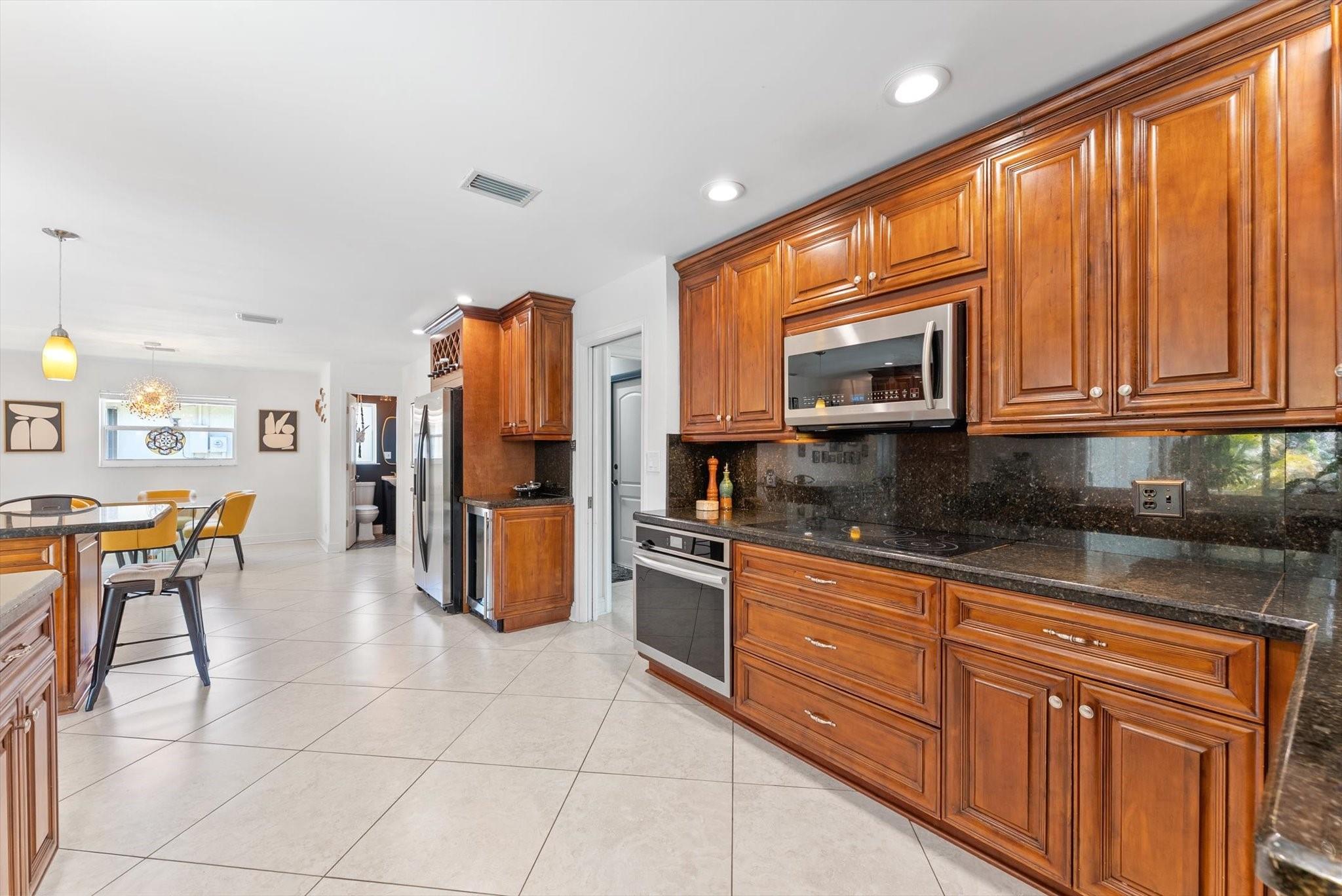 8264 Shadow Wood Boulevard, Coral Springs, FL 33071