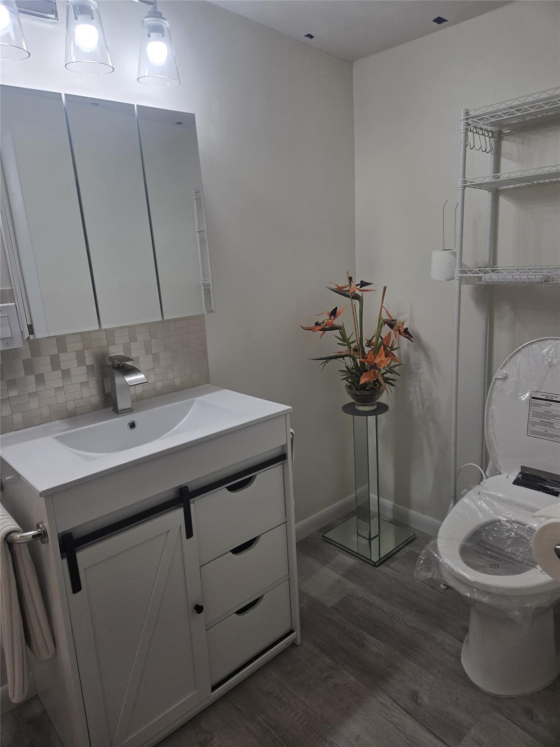 intelligent bidet in 2nd bathroom