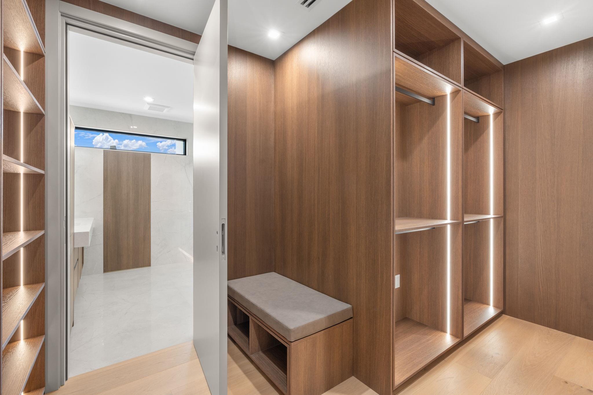 2035 Intracoastal Drive, Fort Lauderdale, FL 33305