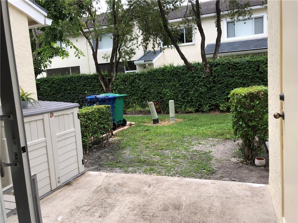 9960 NW 57th Mnr 9960, Coral Springs, FL 33076