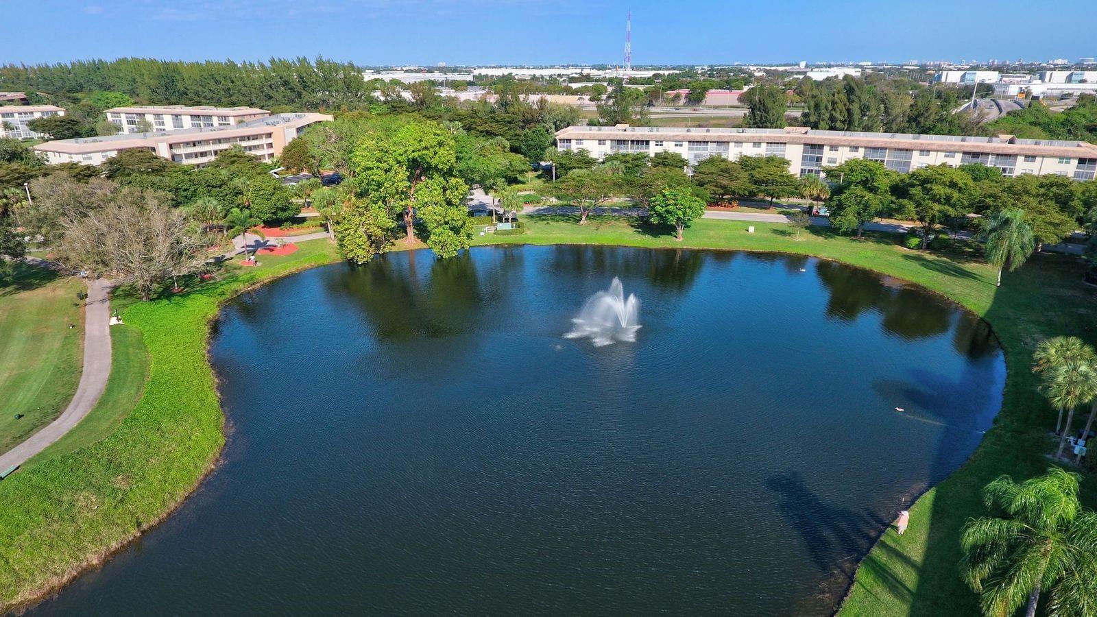 Photo for 2201 Lucaya Bnd, N1, Coconut Creek, FL 33066 - listing #FX-10533851 2201 Lucaya Bnd, N1, Coconut Creek, FL 33066