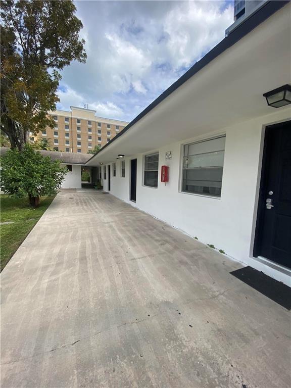 Photo for 400 SE 9th Court, 1, Hallandale Beach, FL 33009 - listing #FX-10535211 400 SE 9th Court, 1, Hallandale Beach, FL 33009