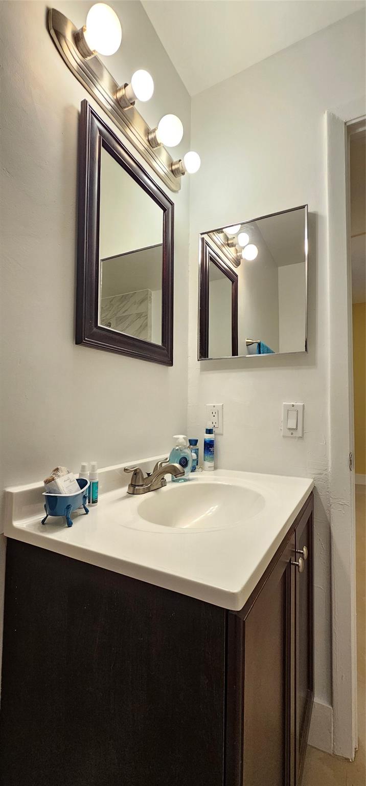 Photo for 1881 NW 96th Terrace, 7F, Pembroke Pines, FL 33024 - Listing #FX-10525277 1881 NW 96th Terrace, 7F, Pembroke Pines, FL 33024