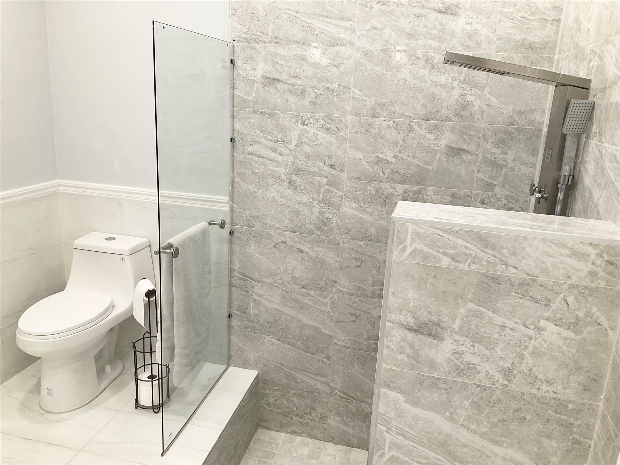 10477 NW 4th Street, Coral Springs, FL 33071