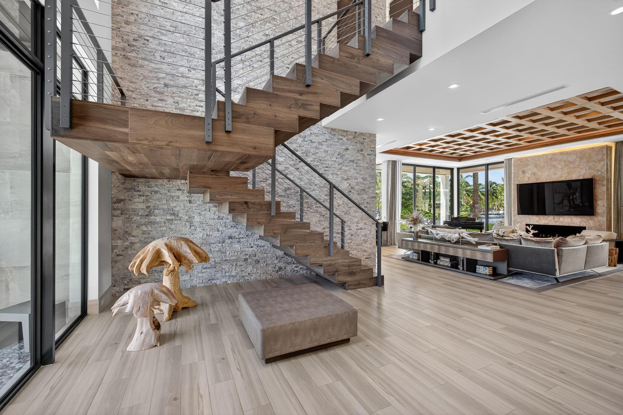 1 Royal Palm Drive, Fort Lauderdale, FL 33301