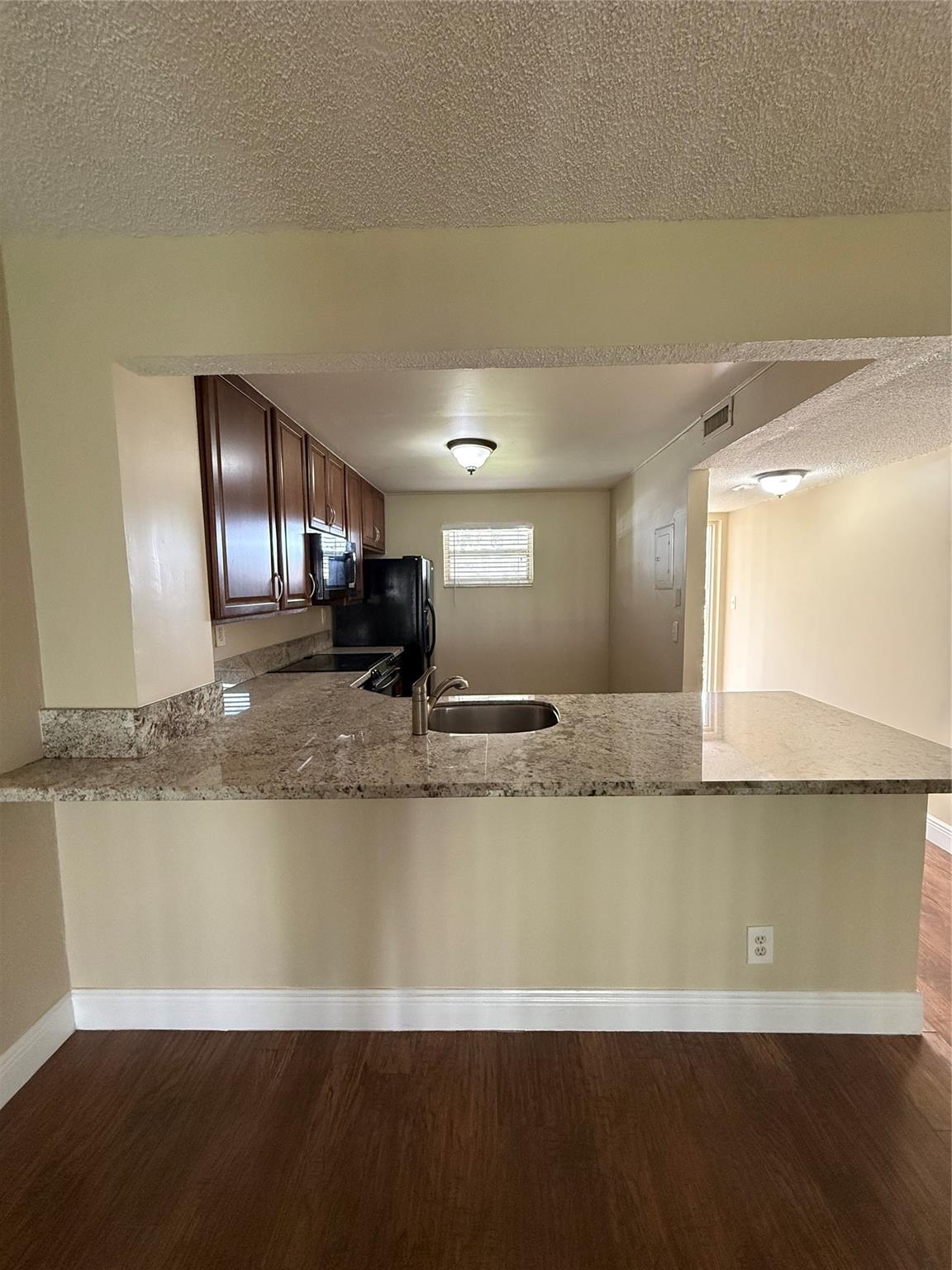 1200 NW 87th Avenue 114, Coral Springs, FL 33071