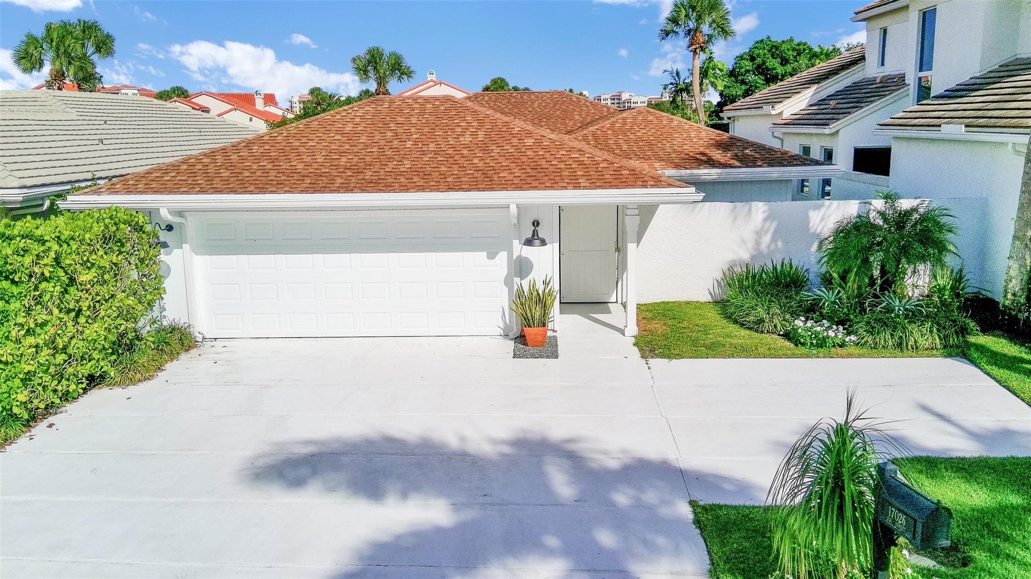 Photo for 17026 Bay Street, Jupiter, FL 33477 - listing #FX-10533104 17026 Bay Street, Jupiter, FL 33477