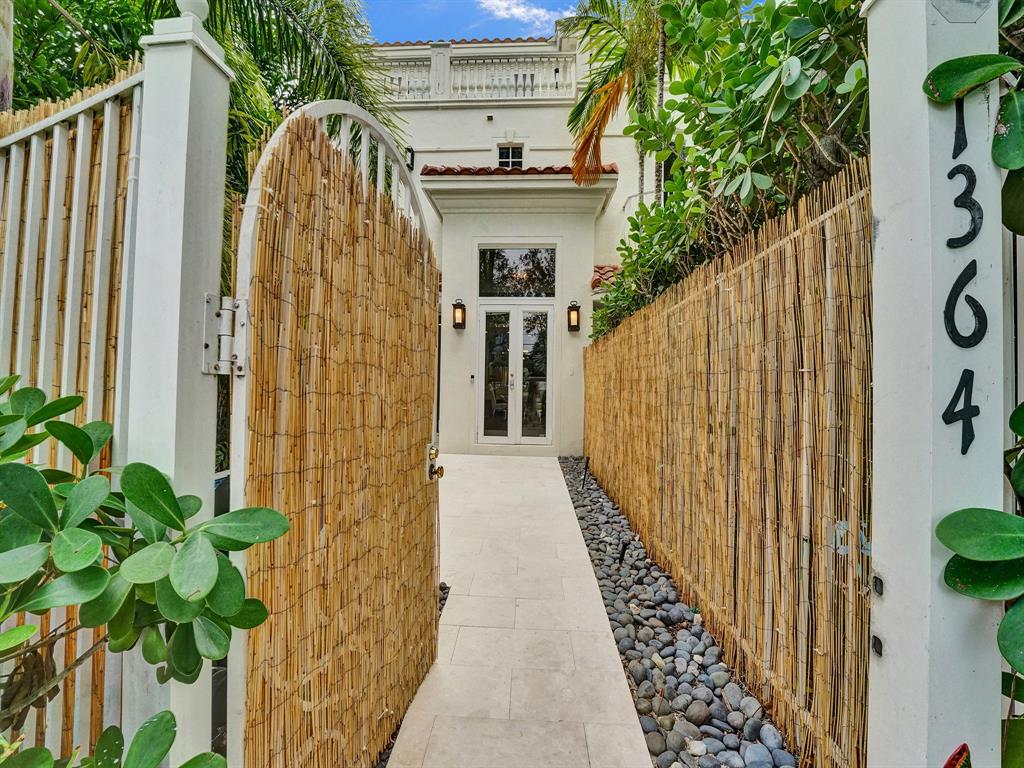 Photo for 1364 Bayview Drive, 1364, Fort Lauderdale, FL 33304 - Listing #FX-10418845 1364 Bayview Drive, 1364, Fort Lauderdale, FL 33304