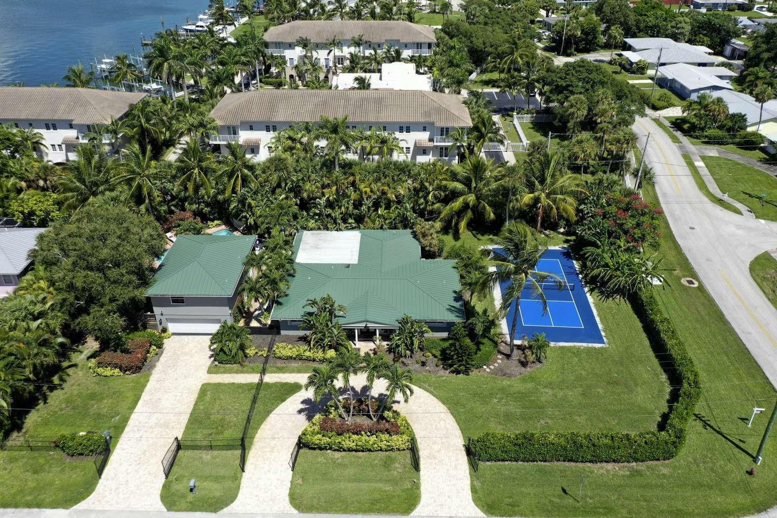 Photo for 1578 Thumb Point Drive, Fort Pierce, FL 34949 - listing #FX-10536287 1578 Thumb Point Drive, Fort Pierce, FL 34949