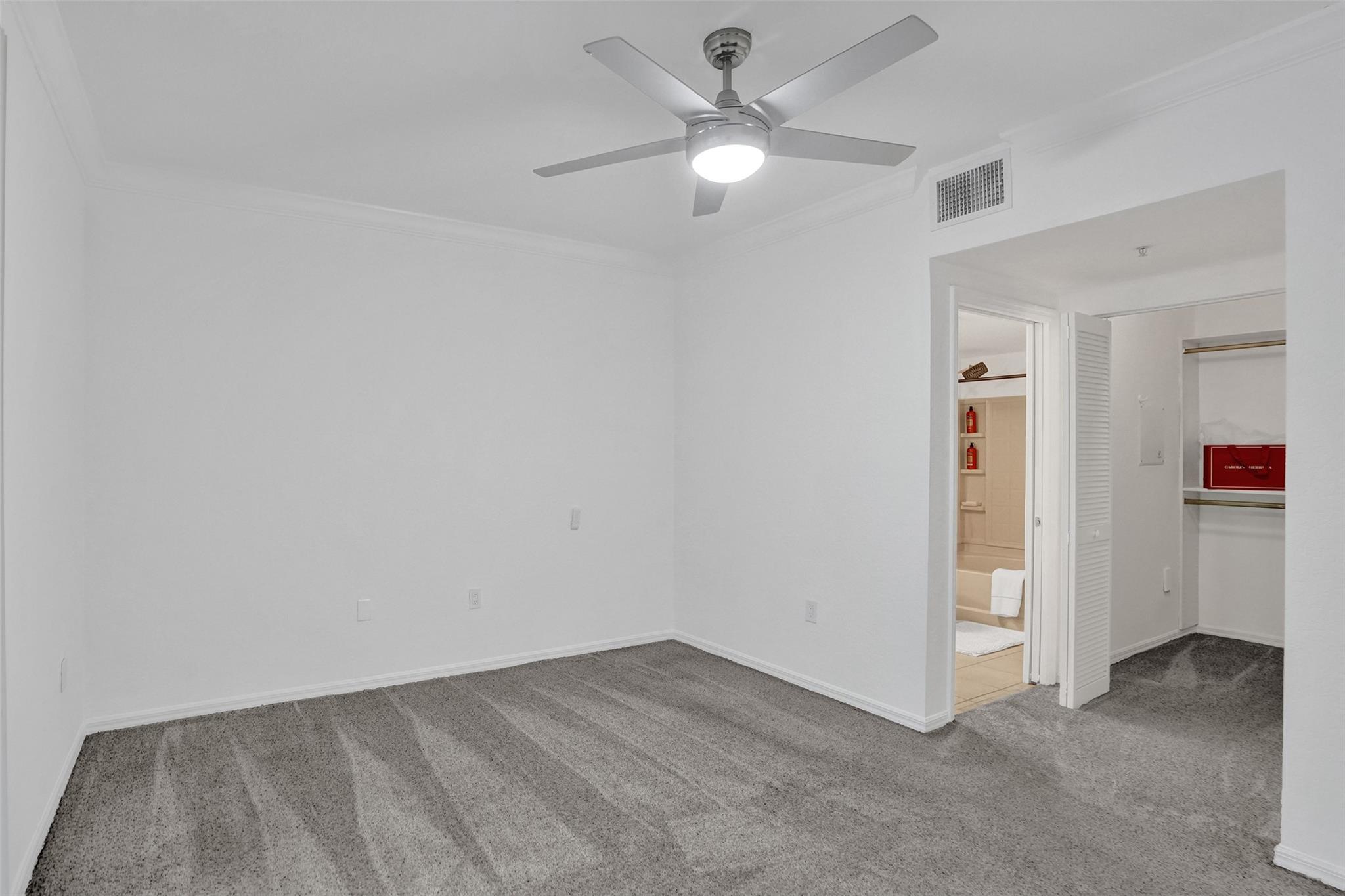 6584 W Sample Road 6584, Coral Springs, FL 33067