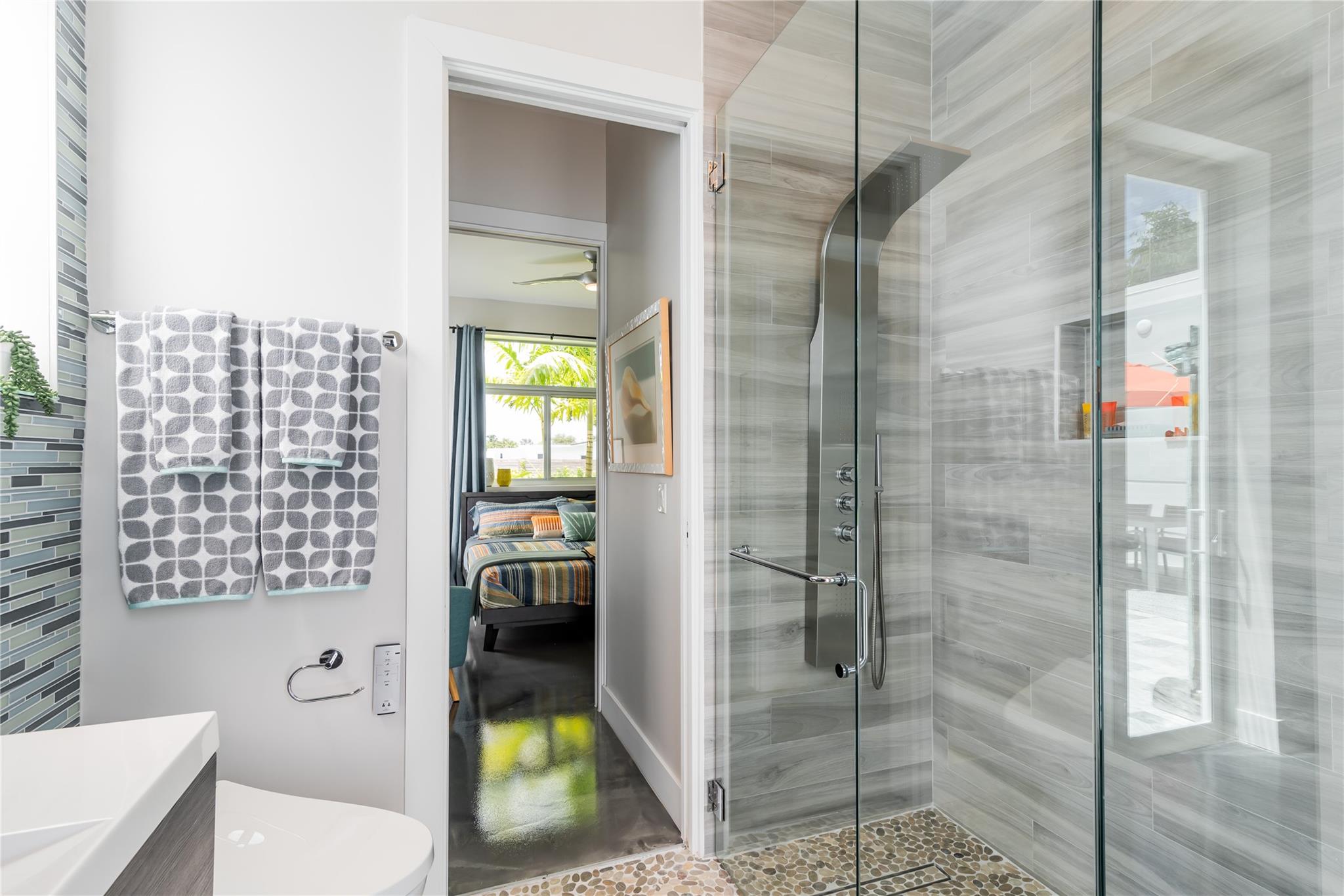 Photo for 2626 NE 5th Terrace, Wilton Manors, FL 33334 - Listing #FX-10493331 2626 NE 5th Terrace, Wilton Manors, FL 33334