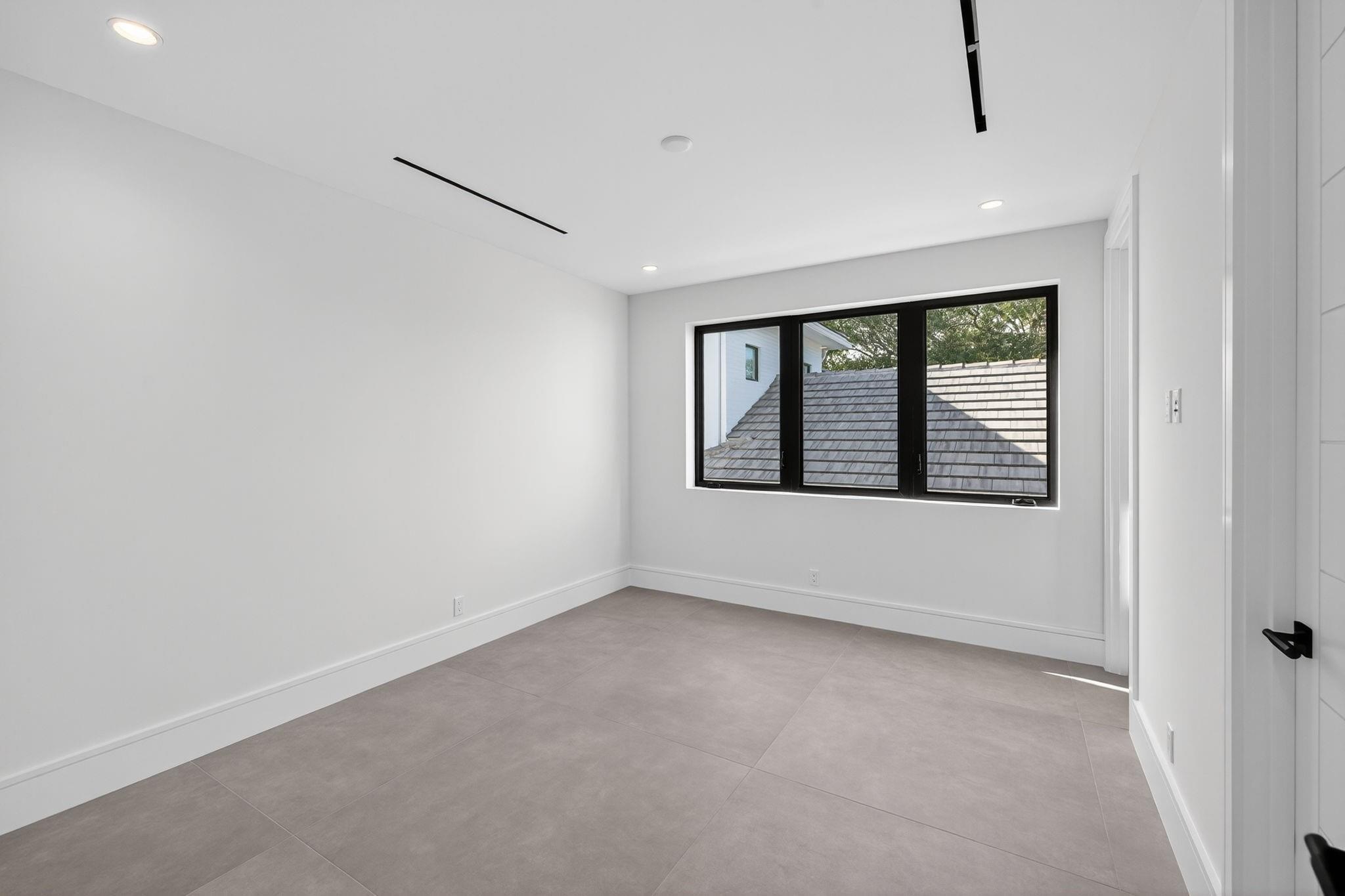 Photo for 119 N Gordon Road, Fort Lauderdale, FL 33301 - Listing #FX-10505016 119 N Gordon Road, Fort Lauderdale, FL 33301