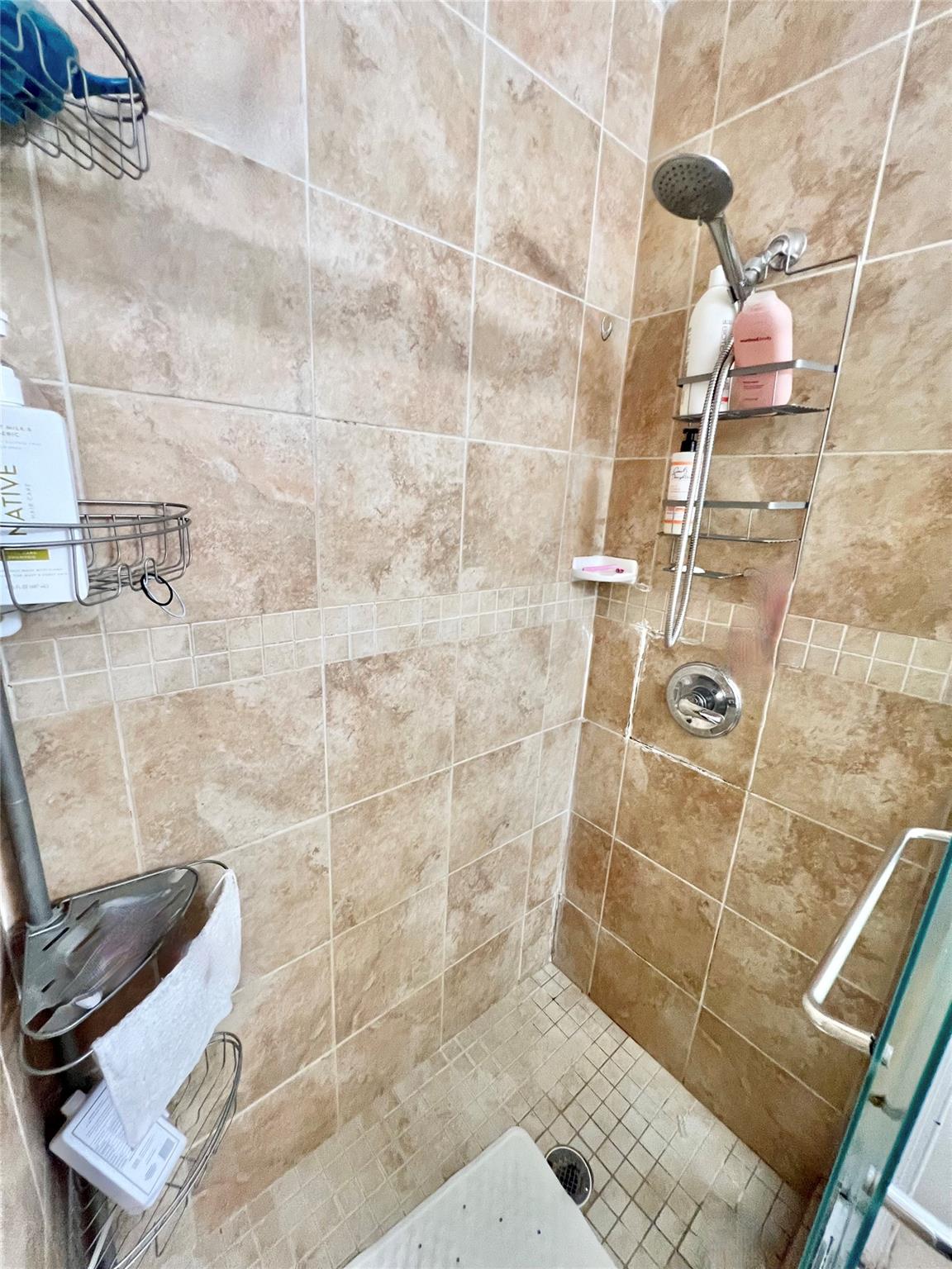 Photo for 5751 SW 54th Avenue, Davie, FL 33314 - Listing #FX-10520099 5751 SW 54th Avenue, Davie, FL 33314