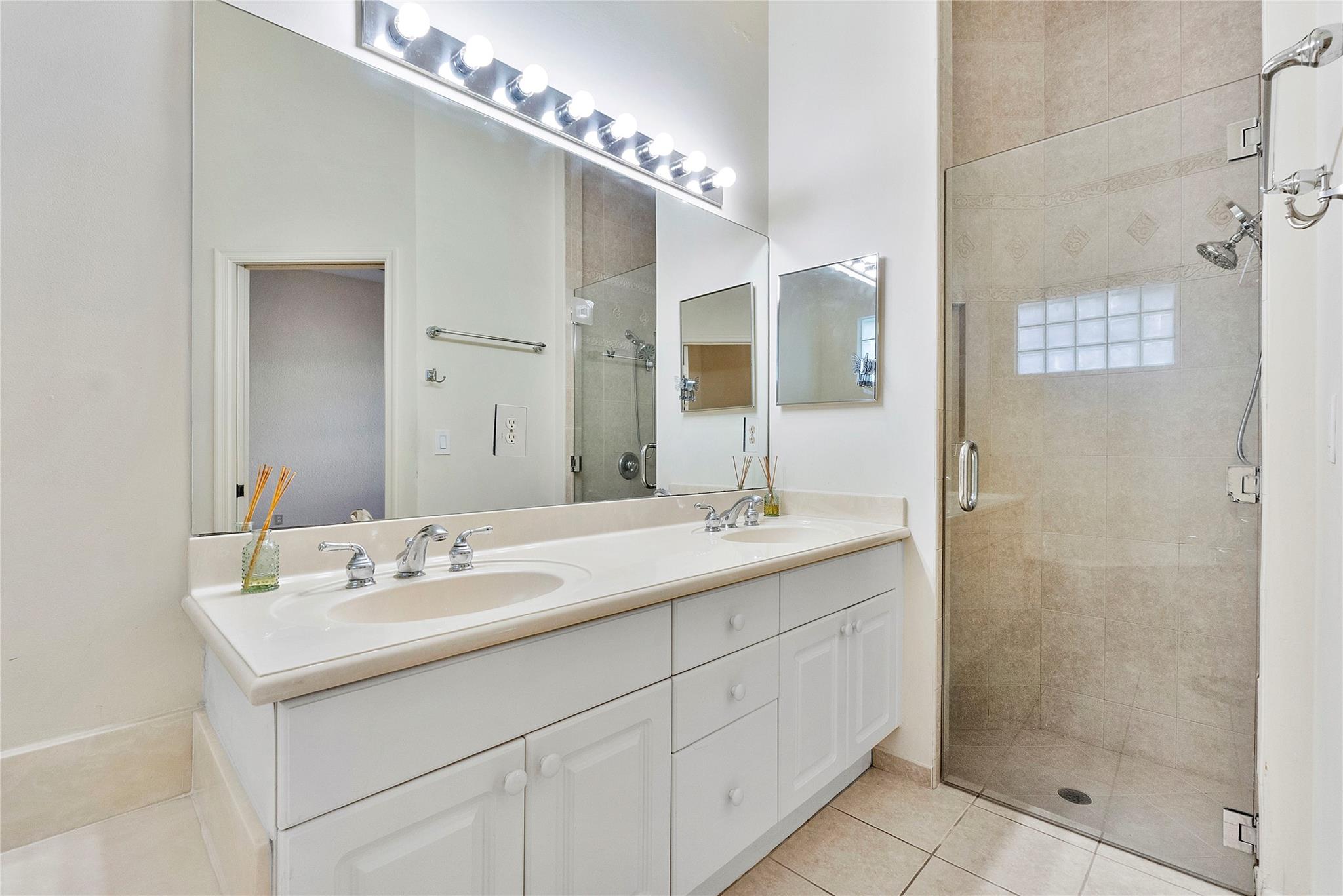 5834 NW 125th Terrace, Coral Springs, FL 33076