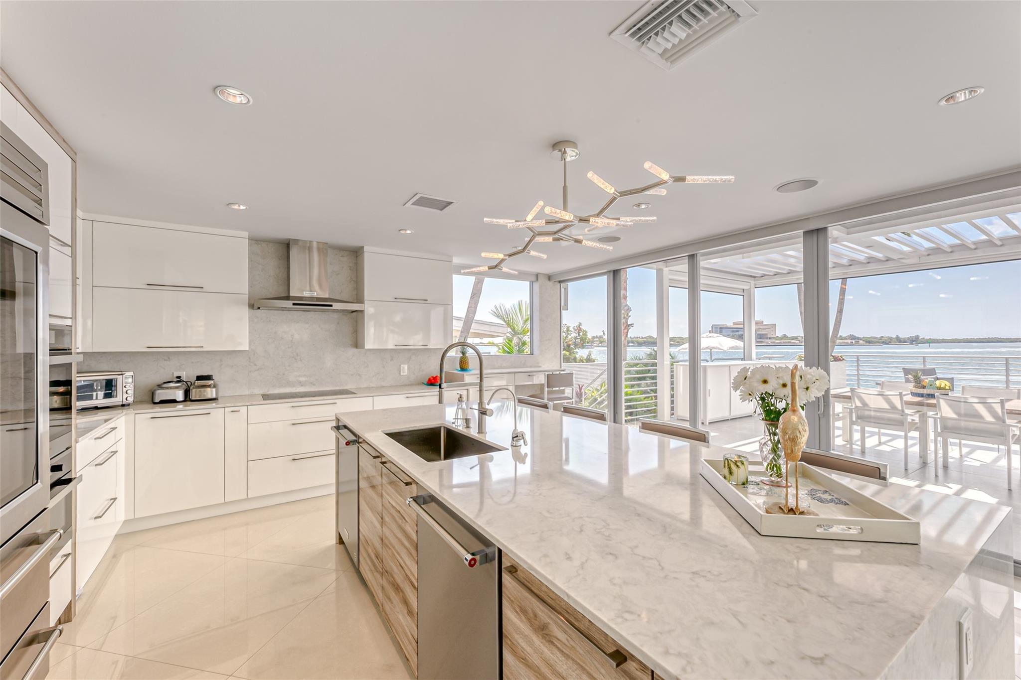 2200 Inlet Drive, Fort Lauderdale, FL 33316