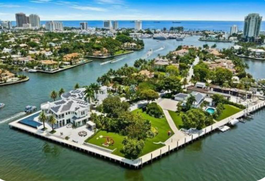 8 Harborage, Fort Lauderdale, FL 33316