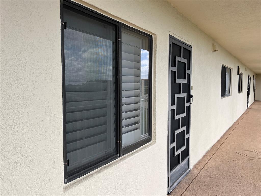 7260 Kinghurst Drive 606, Delray Beach, FL 33446