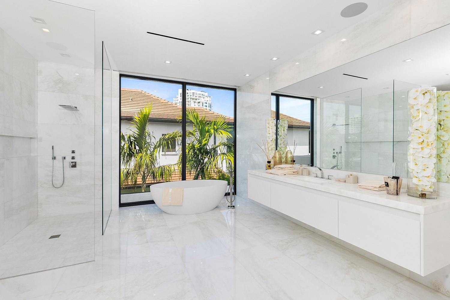 There is a shade here and now the window has a gradient frost toward the bottom