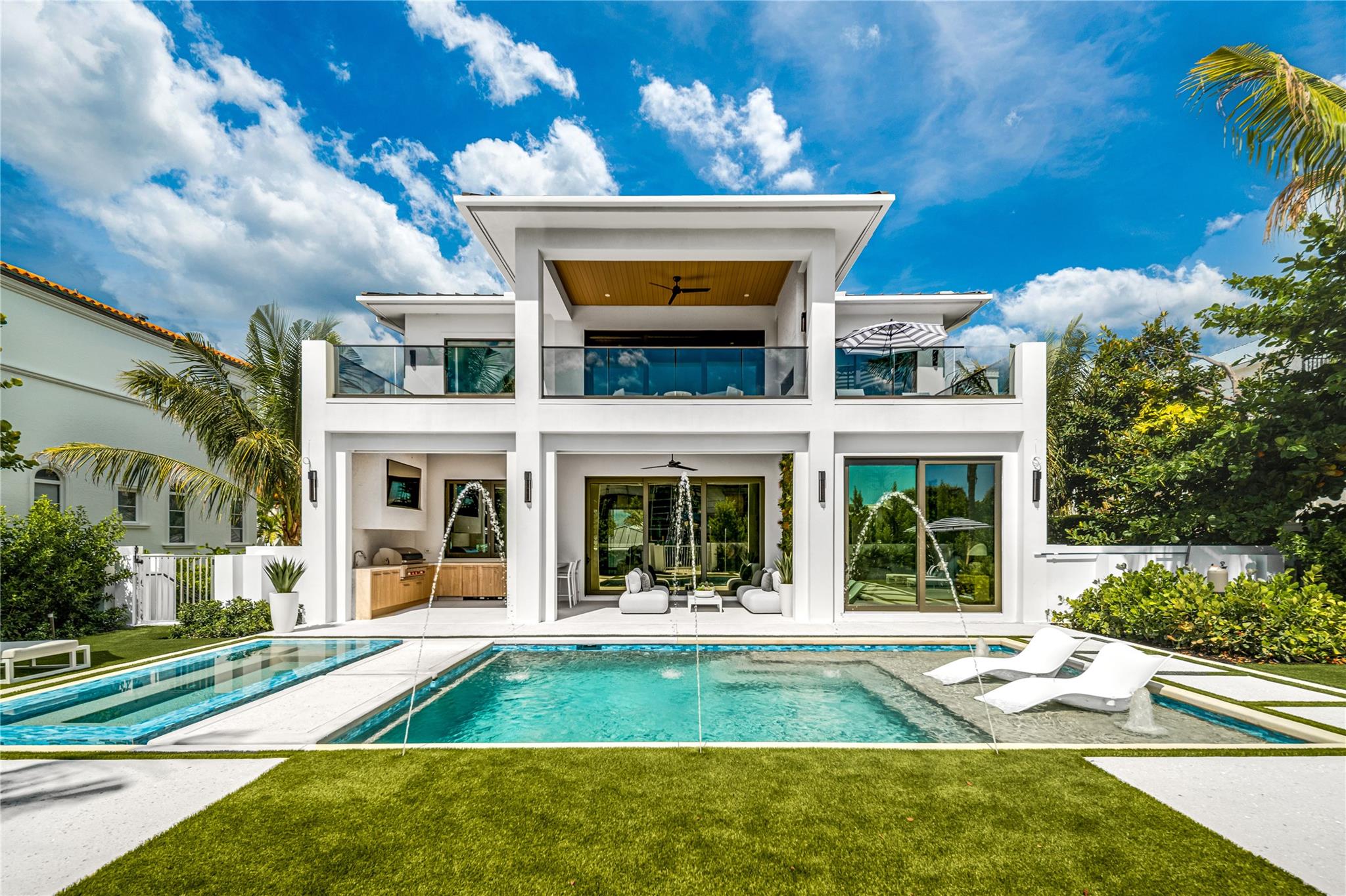 6107 N Ocean Boulevard, Ocean Ridge, FL 33435