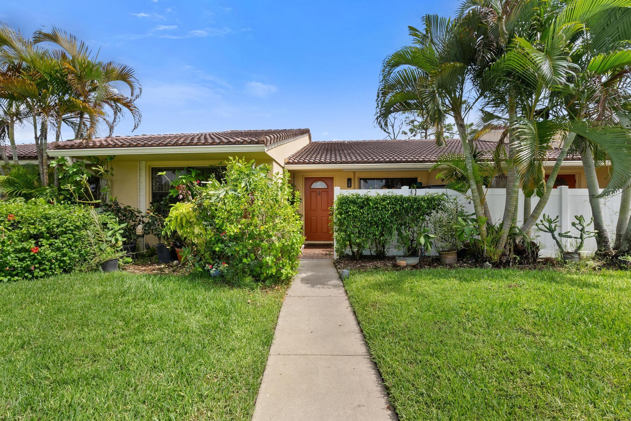 Photo for 6734 Bridlewood Court, 6734, Boca Raton, FL 33433 - listing #FX-10535778 6734 Bridlewood Court, 6734, Boca Raton, FL 33433