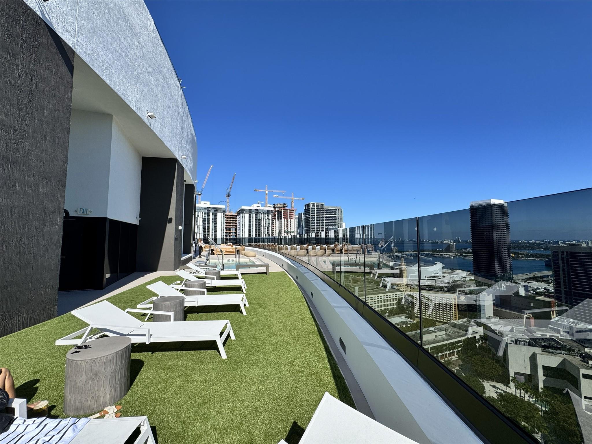 225 N Miami Avenue 2507, Miami, FL 33128