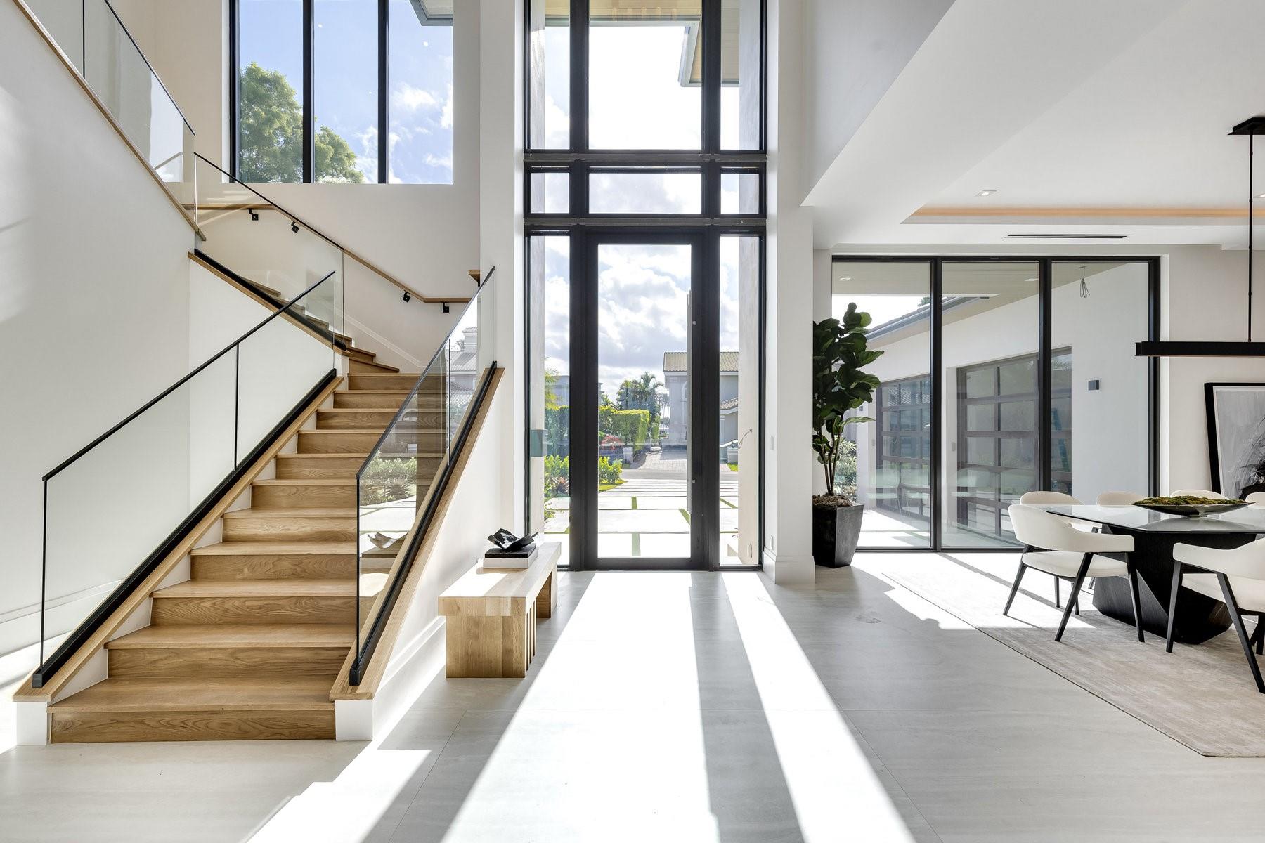 32 Seneca Road, Fort Lauderdale, FL 33308