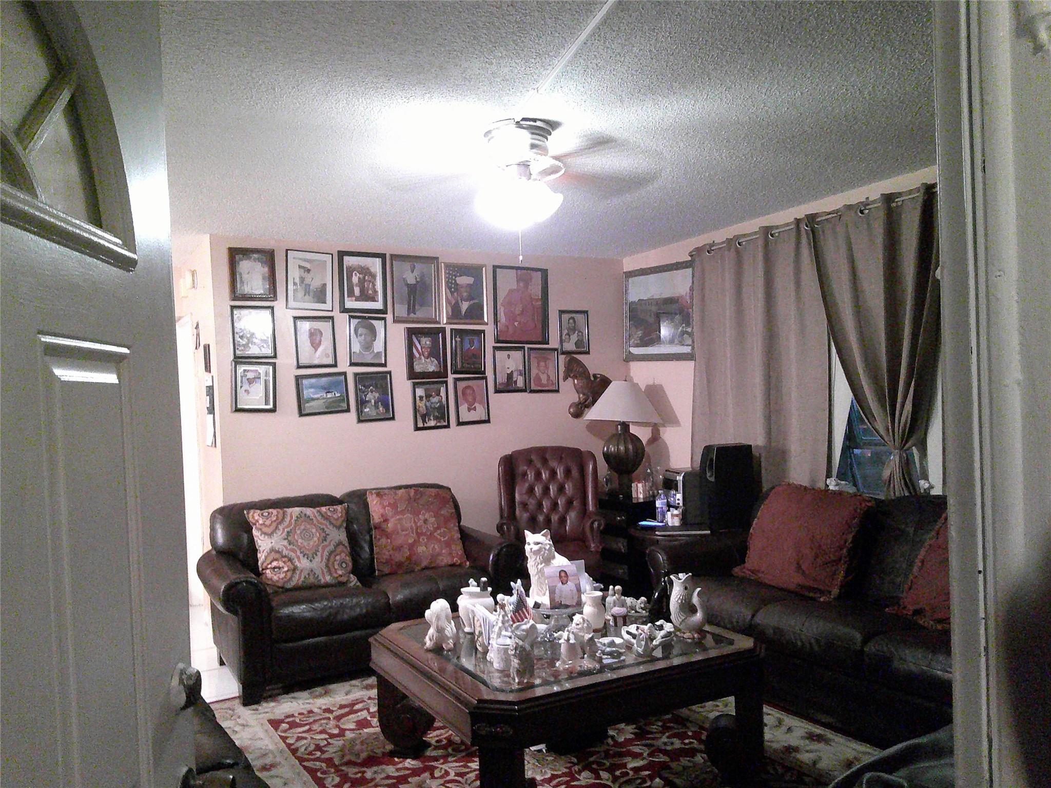 20311 NE 2nd Avenue 18, Miami, FL 33179