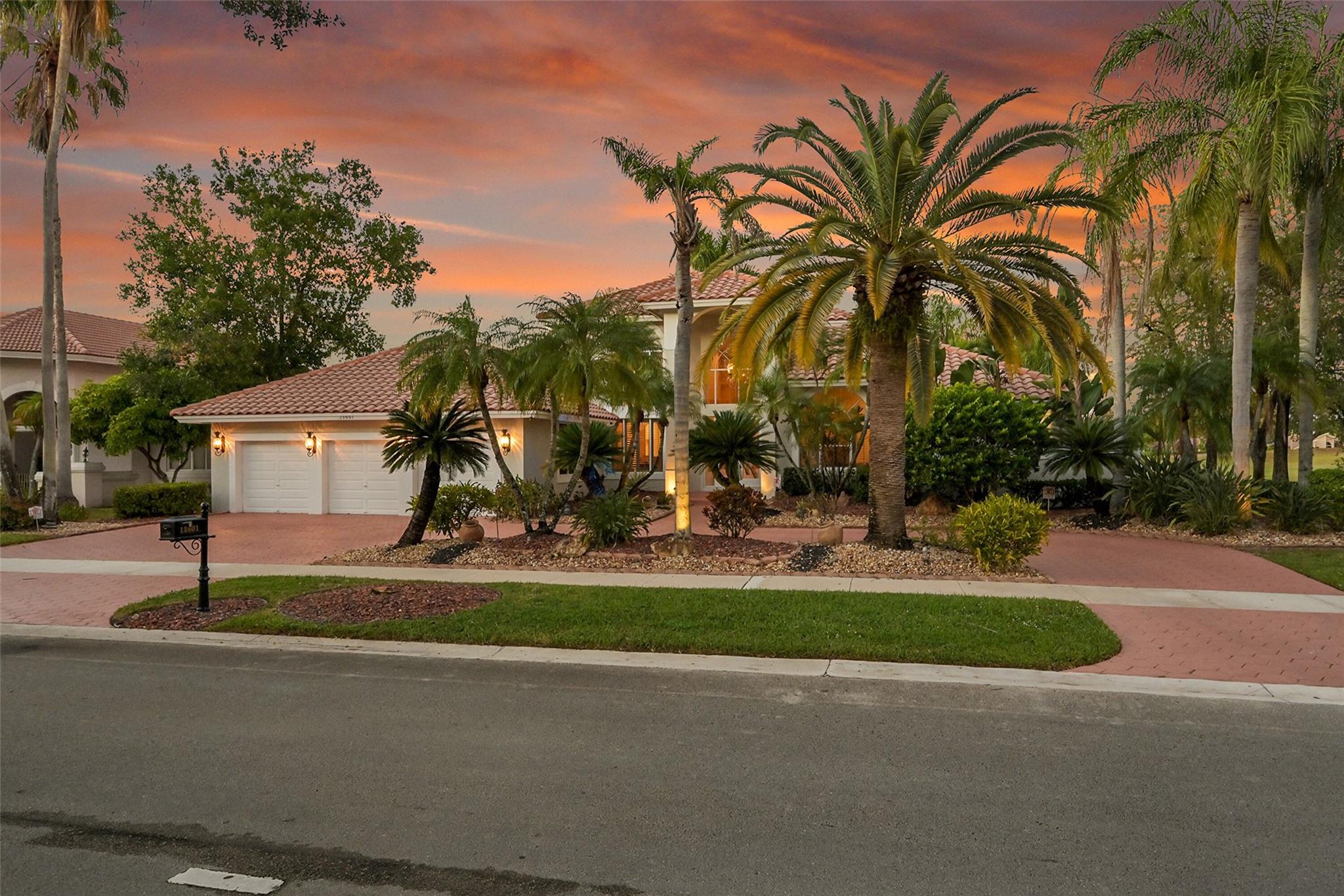 Photo for 12601 Eagle Trace Boulevard, Coral Springs, FL 33071 - Listing #FX-10538957 12601 Eagle Trace Boulevard, Coral Springs, FL 33071