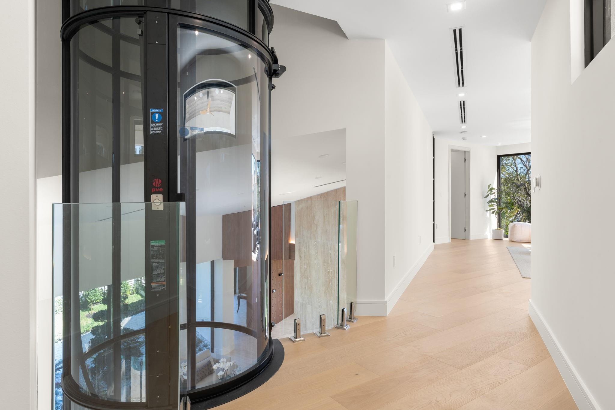 2035 Intracoastal Drive, Fort Lauderdale, FL 33305