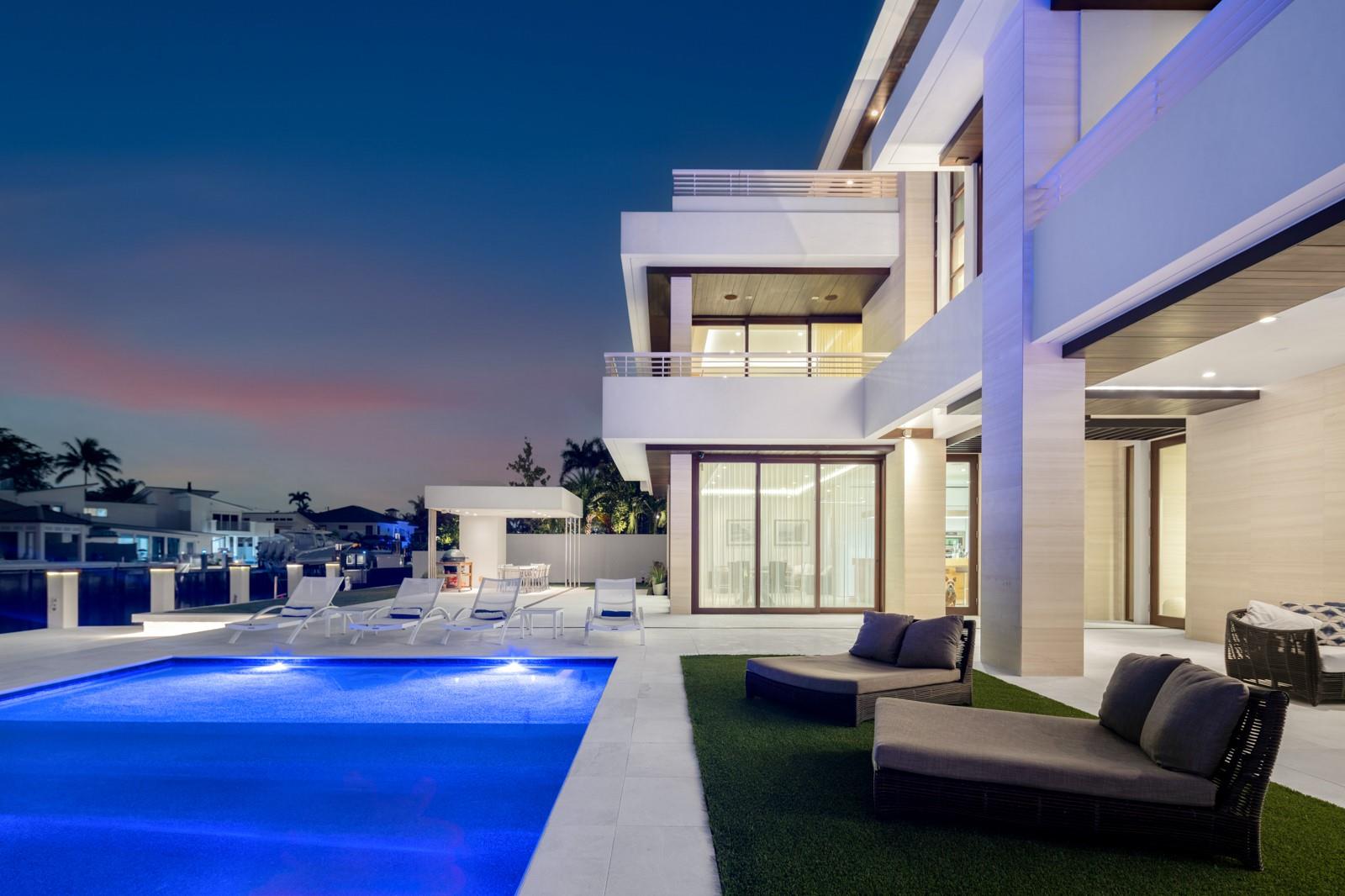 10 Pelican Drive, Fort Lauderdale, FL 33301