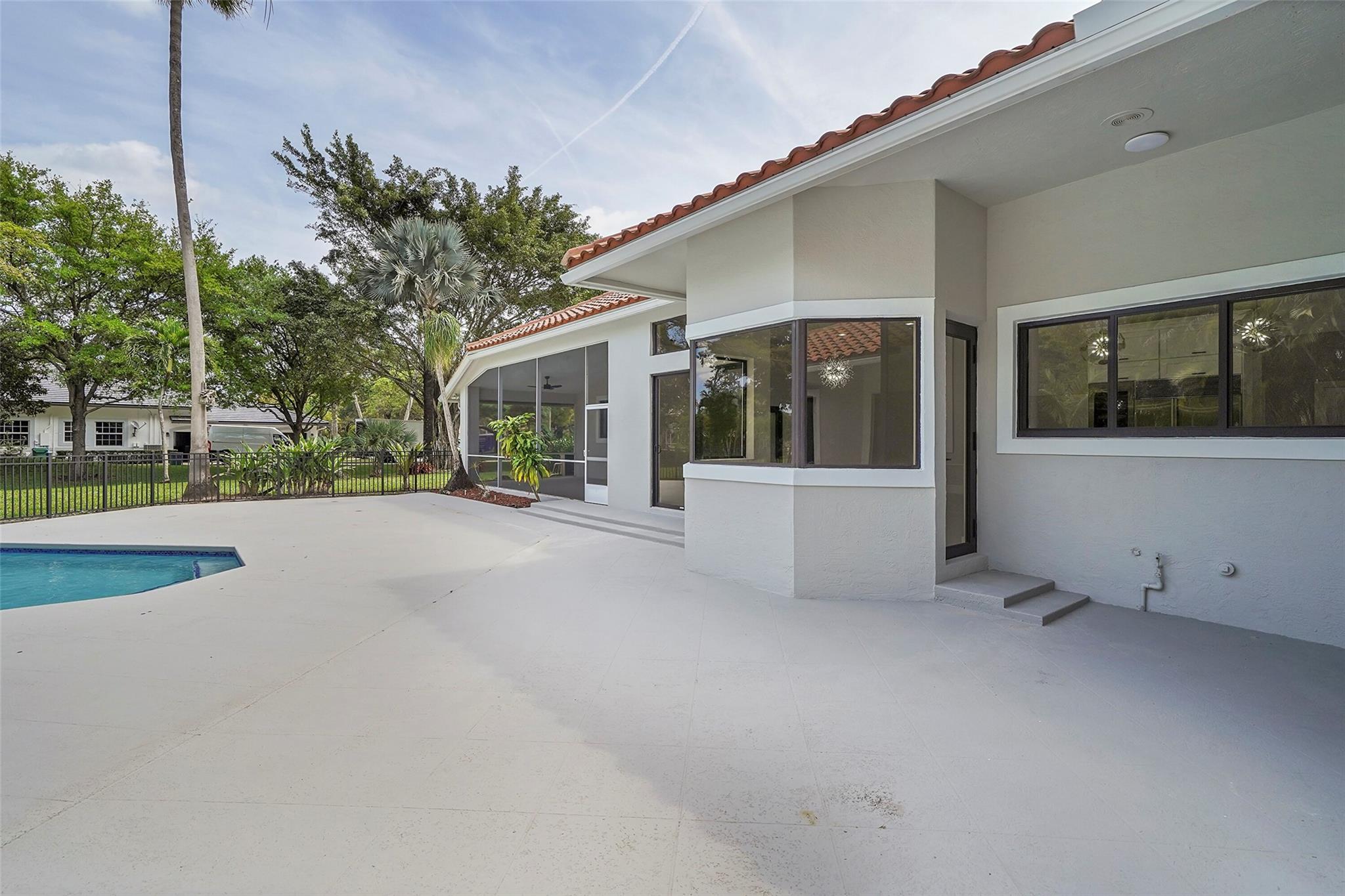 7685 NW 47th Drive, Coral Springs, FL 33067