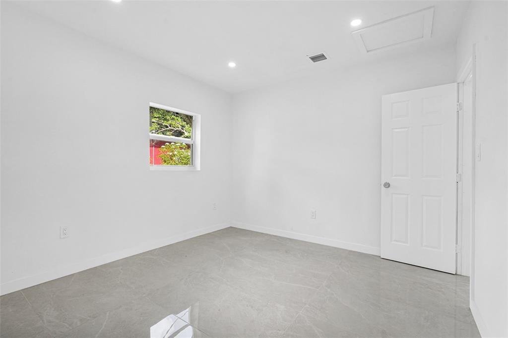 11406 NW 17th Avenue, Miami, FL 33167