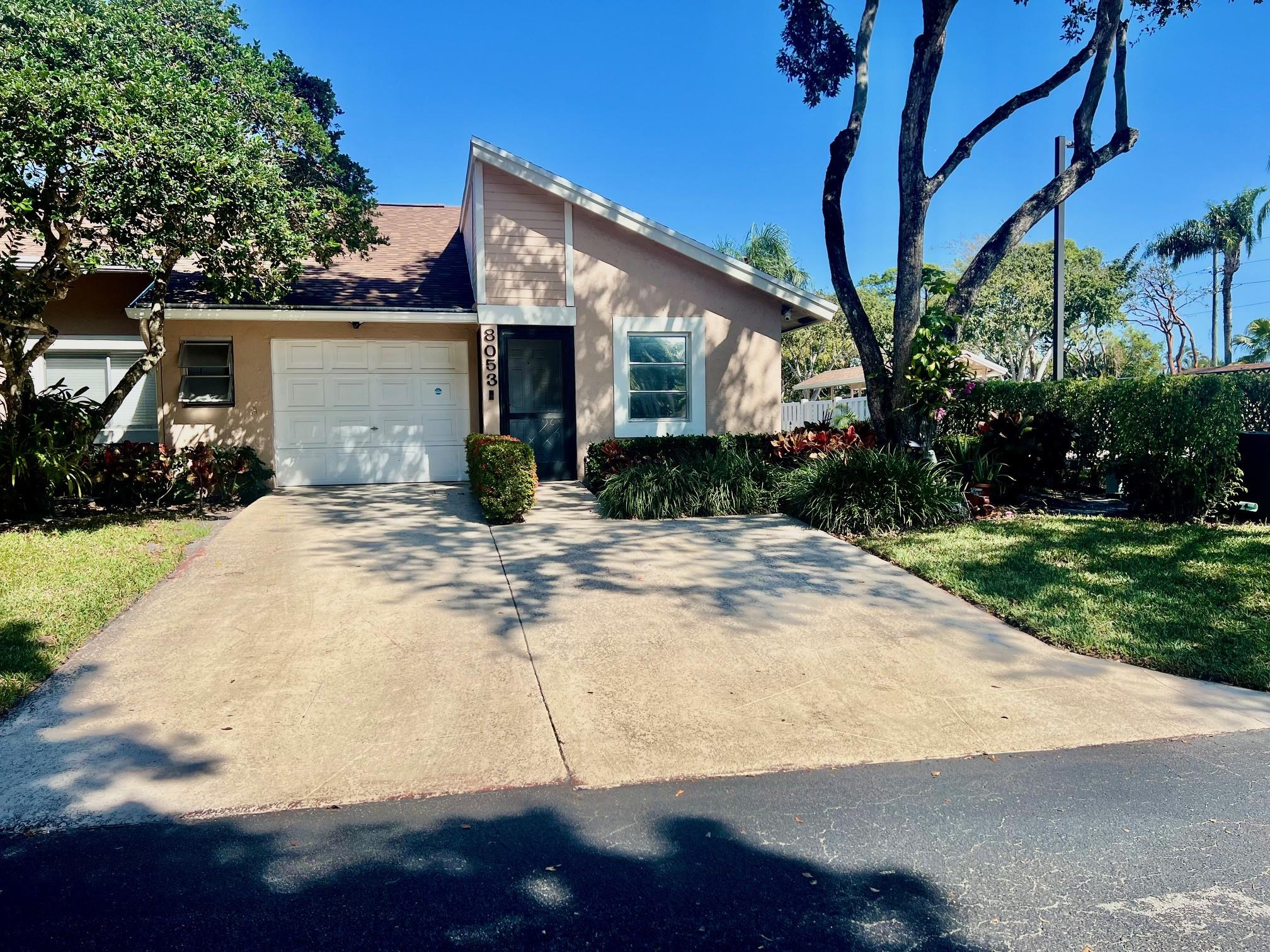 Photo for 8053 Springtree Road 8053, Boca Raton, FL 33496 - listing #FX-10555108 8053 Springtree Road 8053, Boca Raton, FL 33496