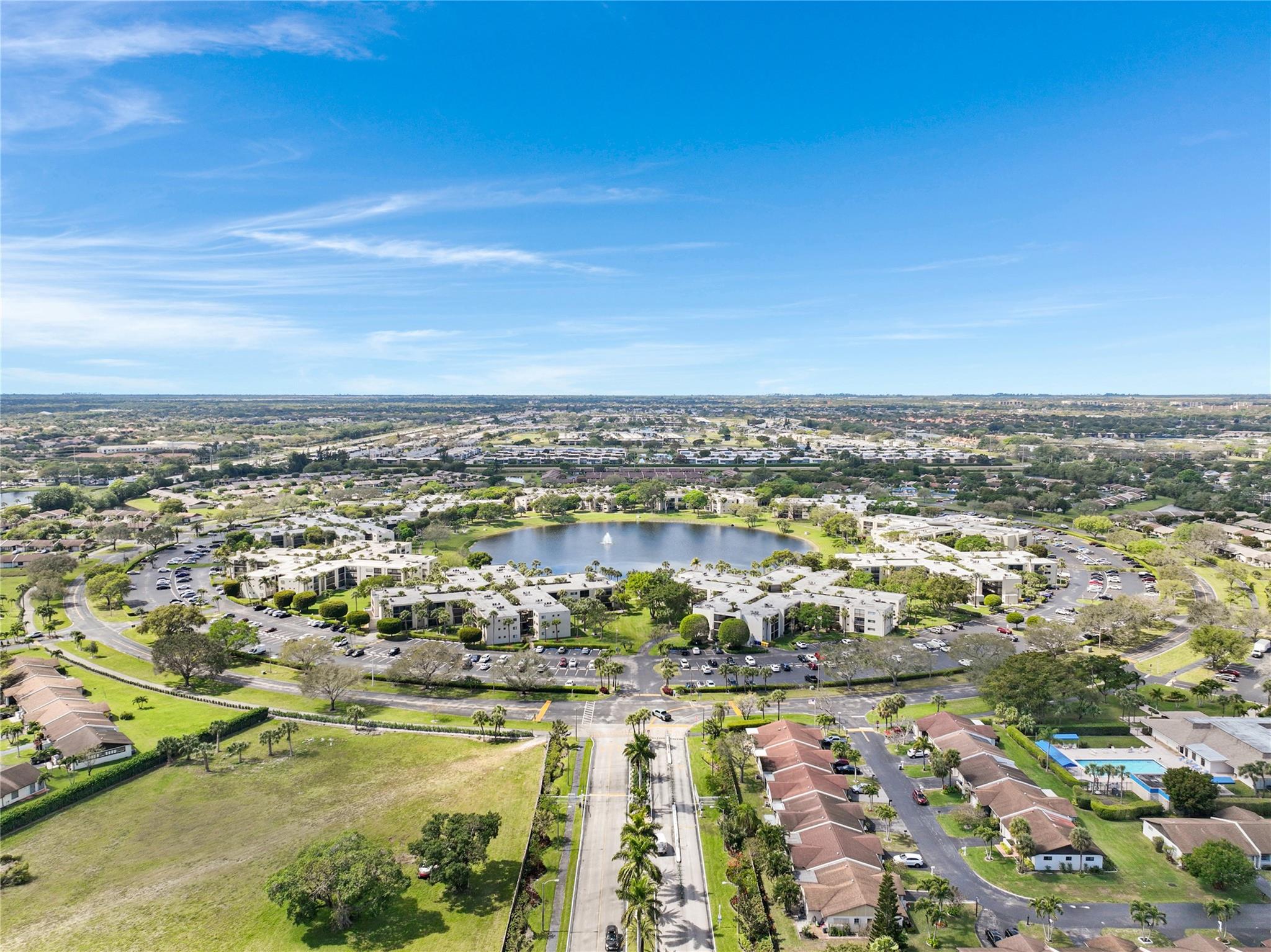 Photo for 5100 Las Verdes Circle, 114, Delray Beach, FL 33484 - Listing #FX-10509010 5100 Las Verdes Circle, 114, Delray Beach, FL 33484