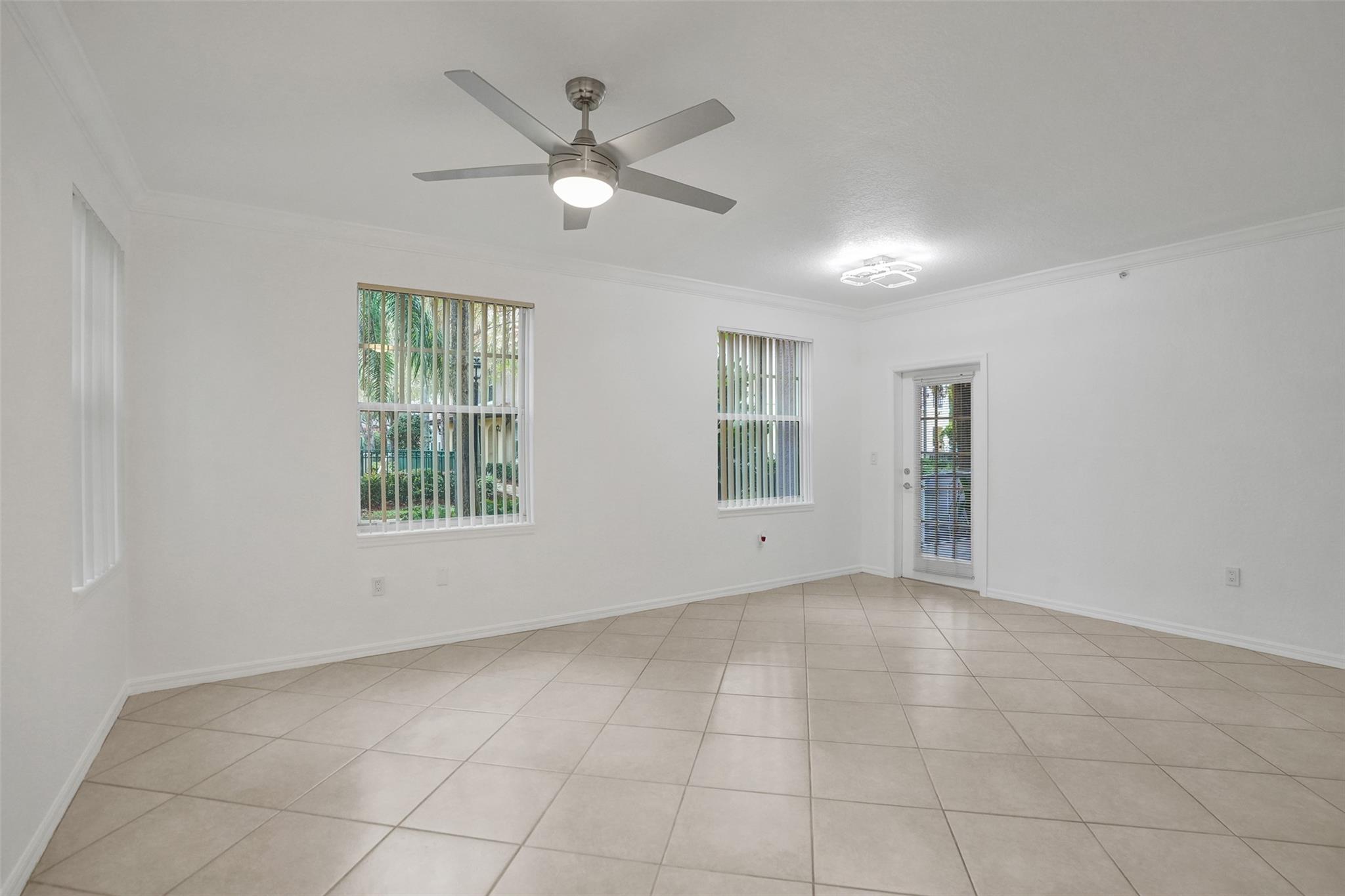 6584 W Sample Road 6584, Coral Springs, FL 33067