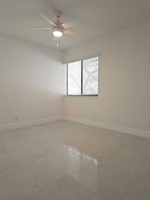 9557 NW 2nd Place 9557, Coral Springs, FL 33071