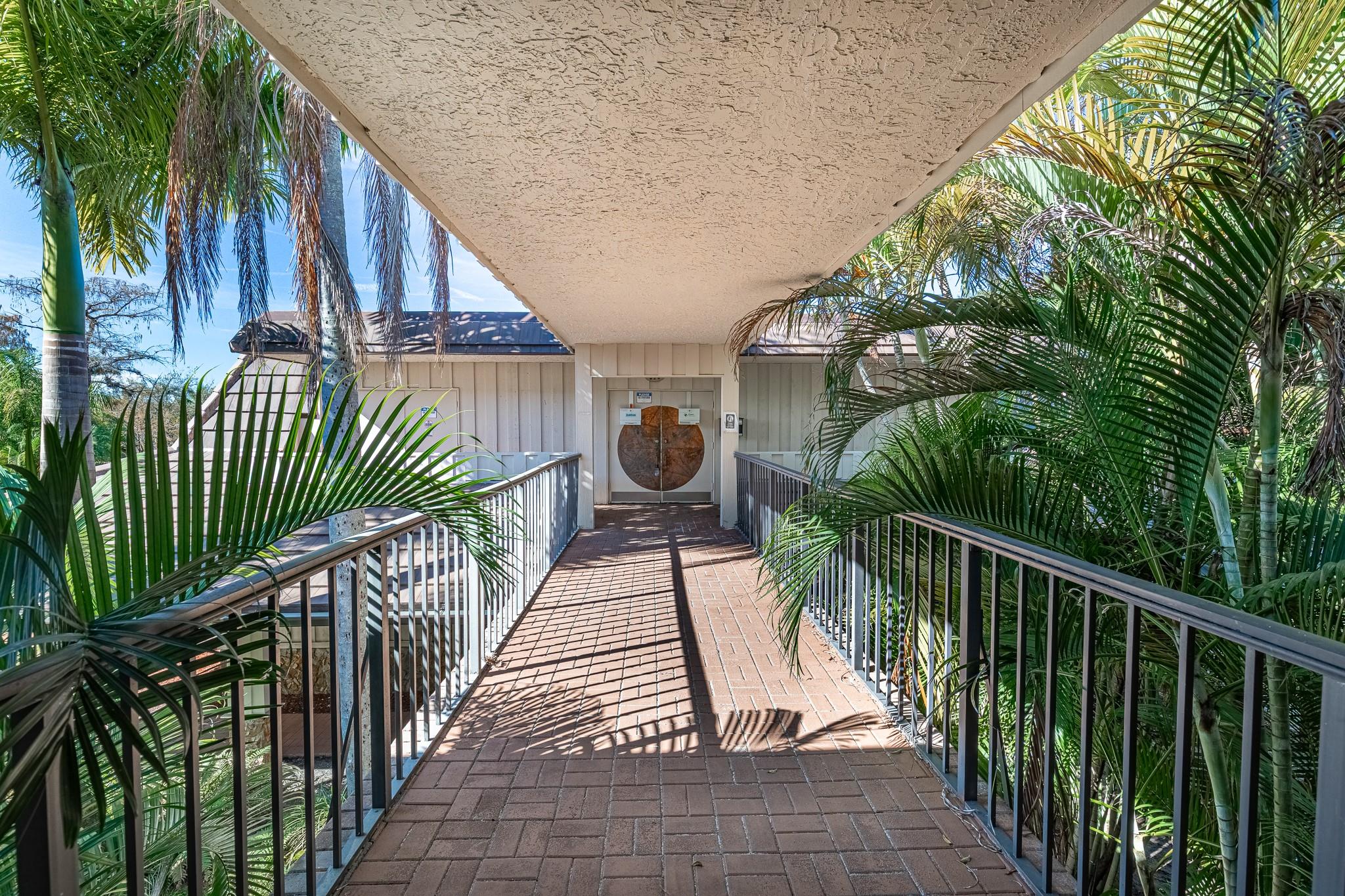 2929 N University Drive, Coral Springs, FL 33065