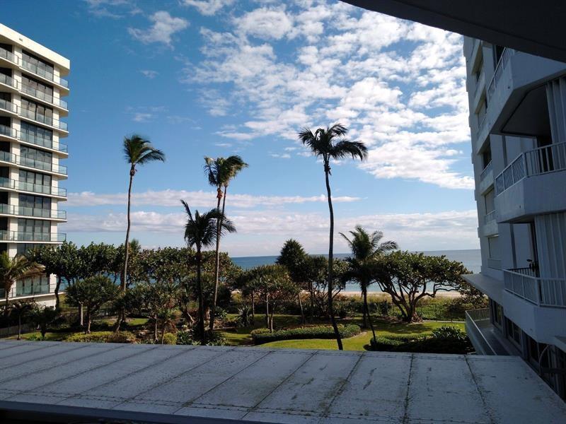 Photo for 1340 S Ocean Boulevard, 205, Pompano Beach, FL 33062 - Listing #FX-10424423 1340 S Ocean Boulevard, 205, Pompano Beach, FL 33062