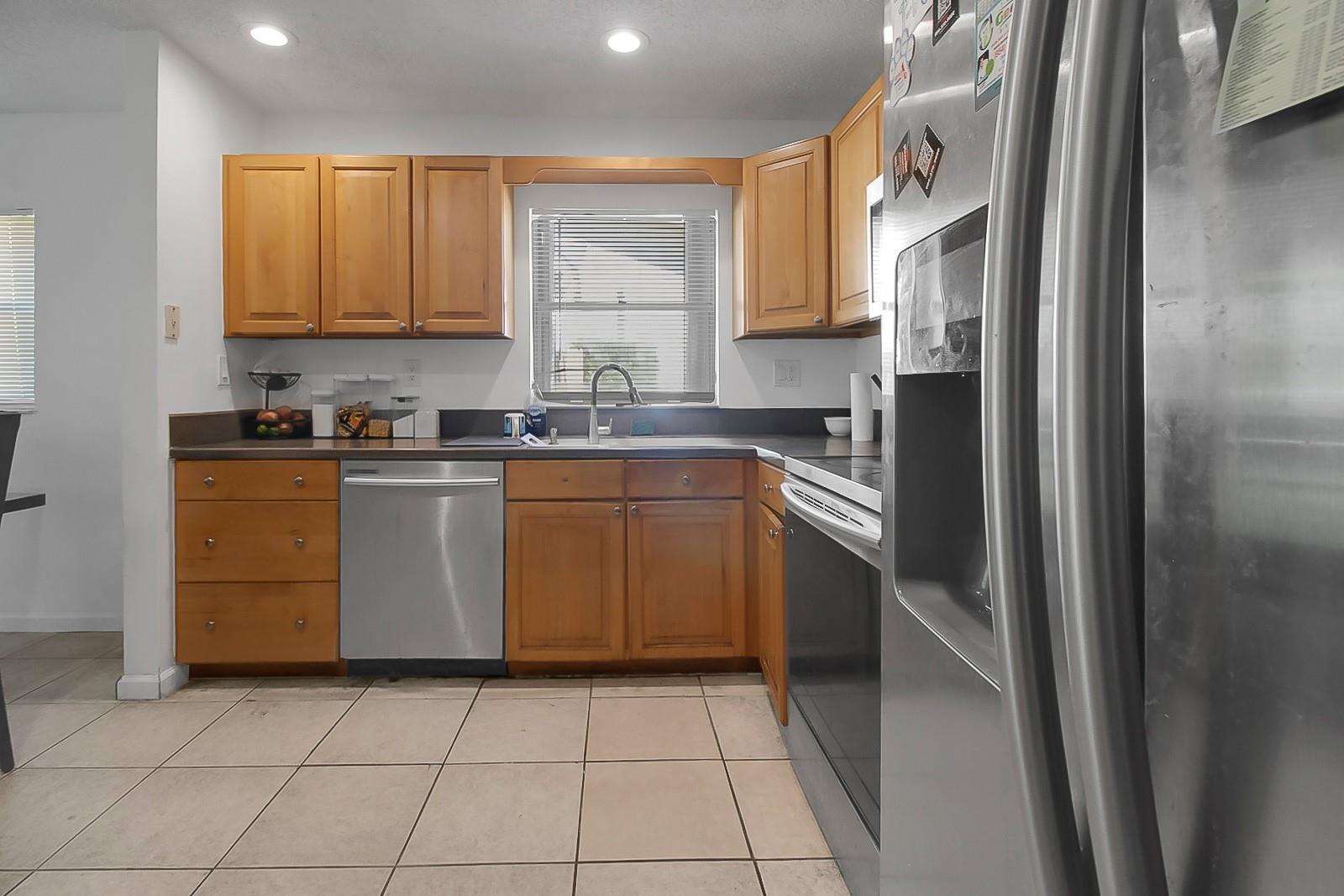 2440 NW 98th Lane, Coral Springs, FL 33065