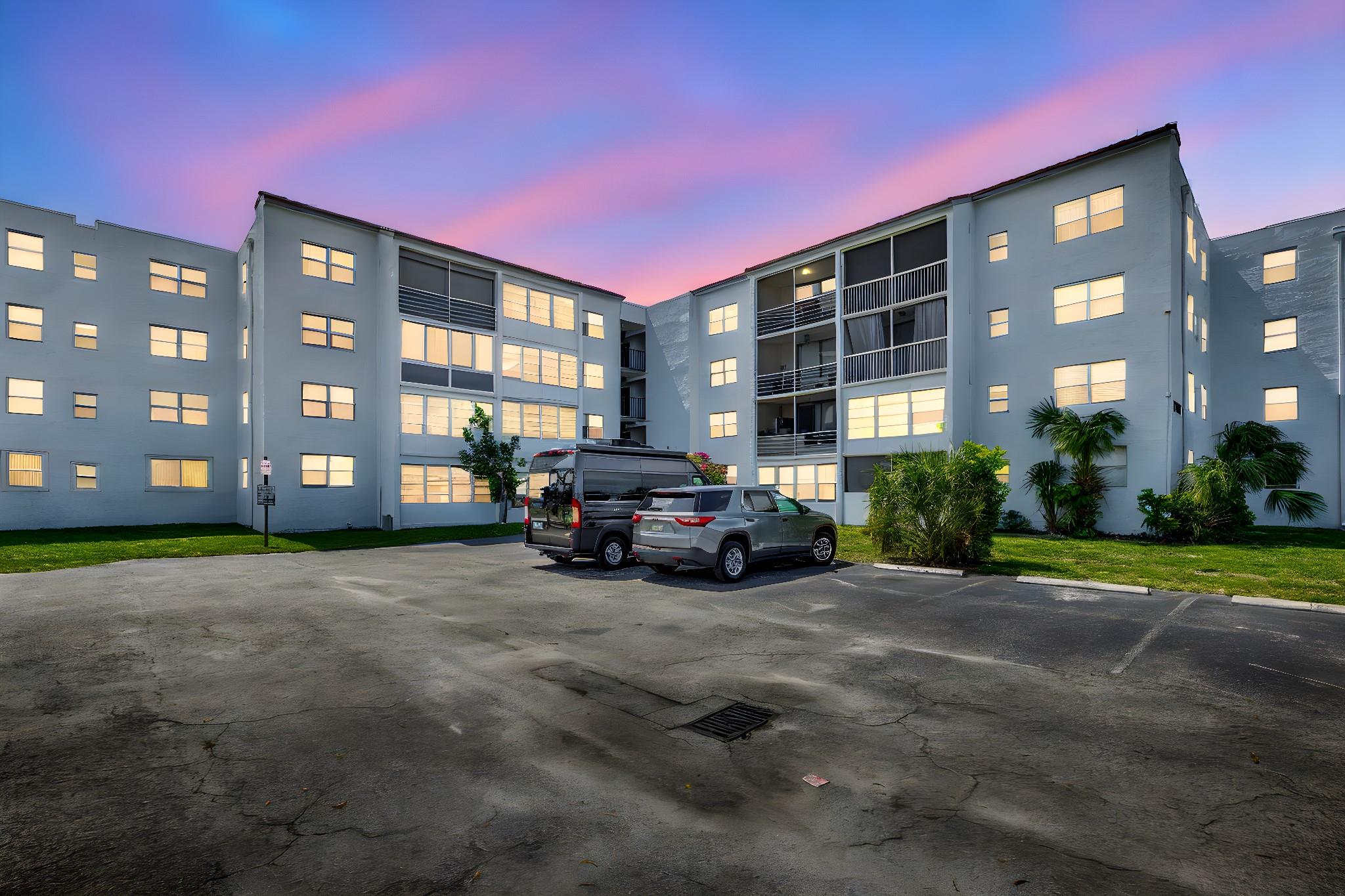 Photo for 2800 Somerset Drive, 218j, Lauderdale Lakes, FL 33311 - listing #FX-10535398 2800 Somerset Drive, 218j, Lauderdale Lakes, FL 33311