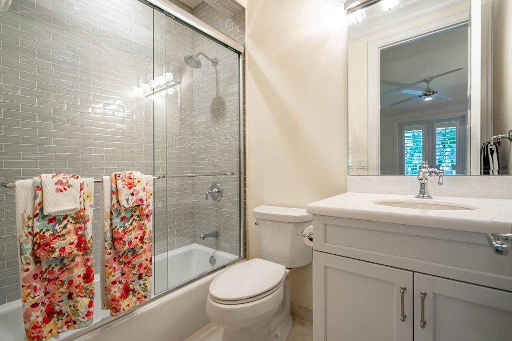 2798 NE 24th Street, Lighthouse Point, FL 33064