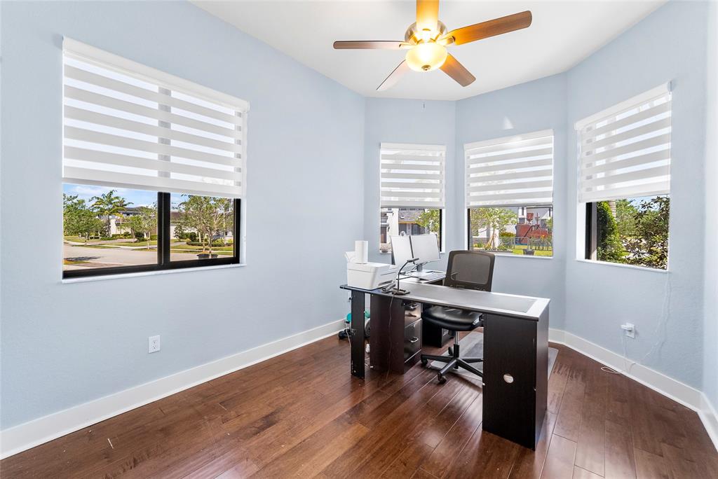 Photo for 10410 S Lago Vista Circle, Parkland, FL 33076 - Listing #FX-10434740 10410 S Lago Vista Circle, Parkland, FL 33076