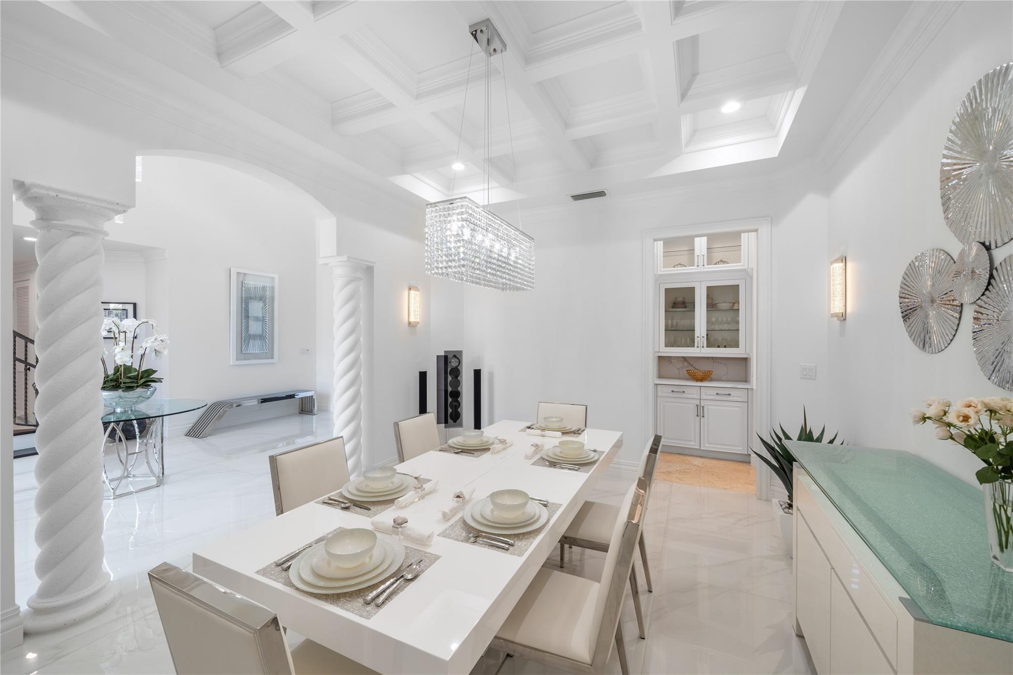 41 Compass Lane, Fort Lauderdale, FL 33308