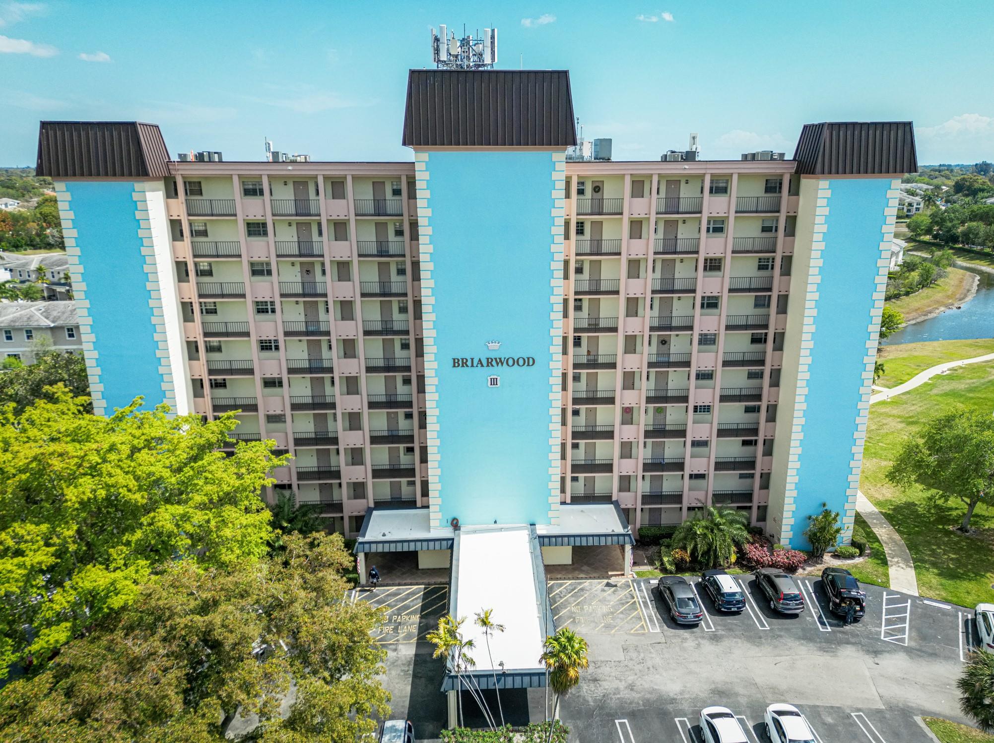 3575 Broken Woods Drive 303, Coral Springs, FL 33065