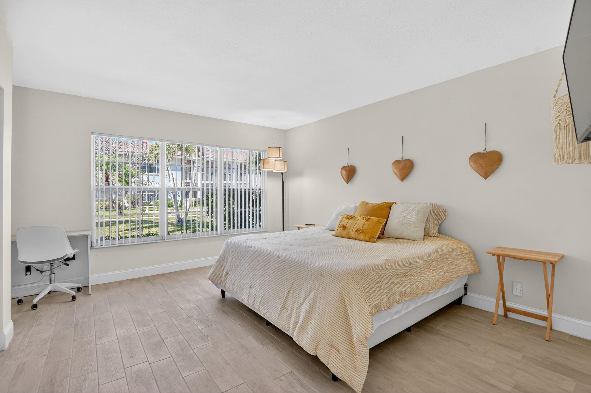 250 NE 20th Street 1180, Boca Raton, FL 33431